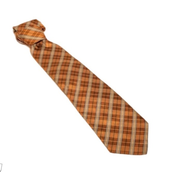 Roundtree Yorke Tie Import Silk Tipped Bar Tac Hand Sewn Weave US Diamond Design - Picture 2 of 10